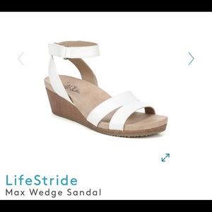 NWT white wedges